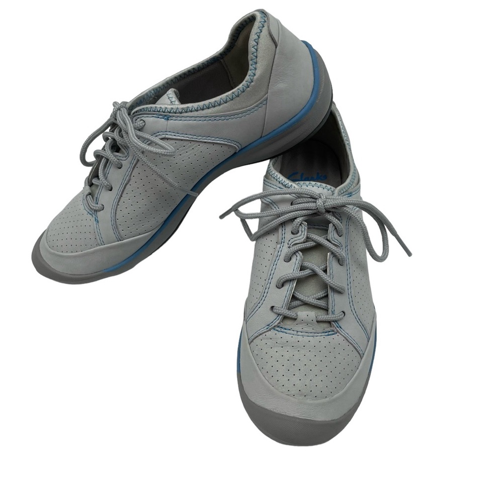 Clarks women’s lightweight sneakers